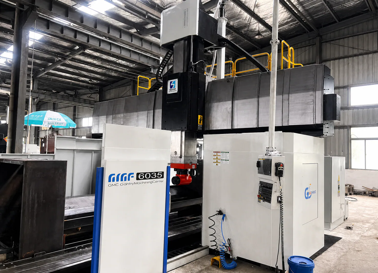 Large-format gantry machining center in the Jiacheng Machinery workshop